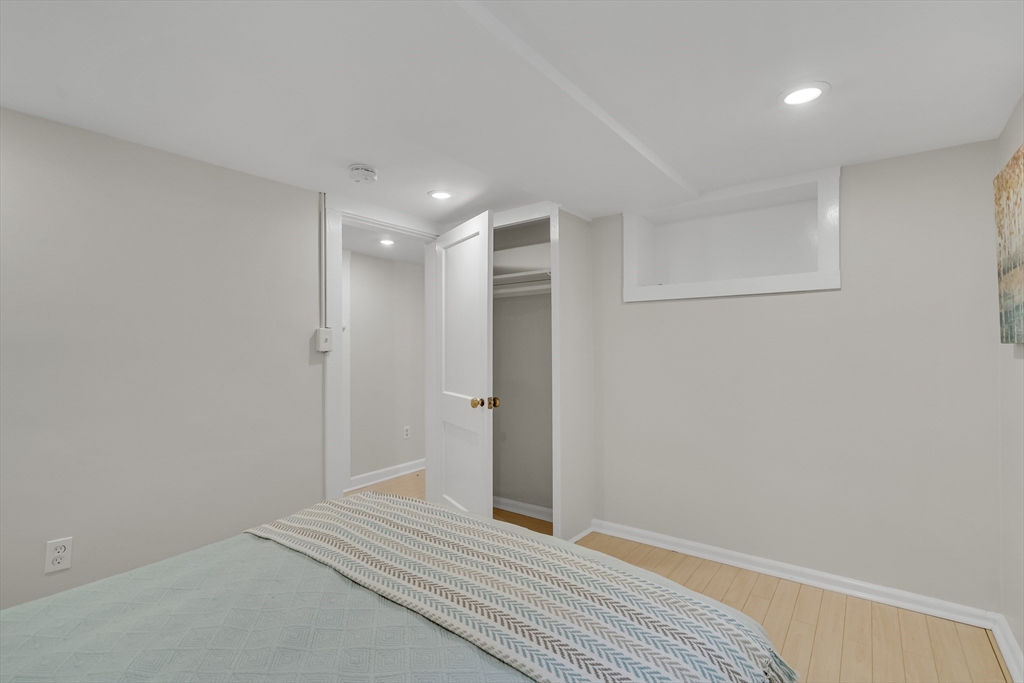 12 Shepard St, Harvard Square