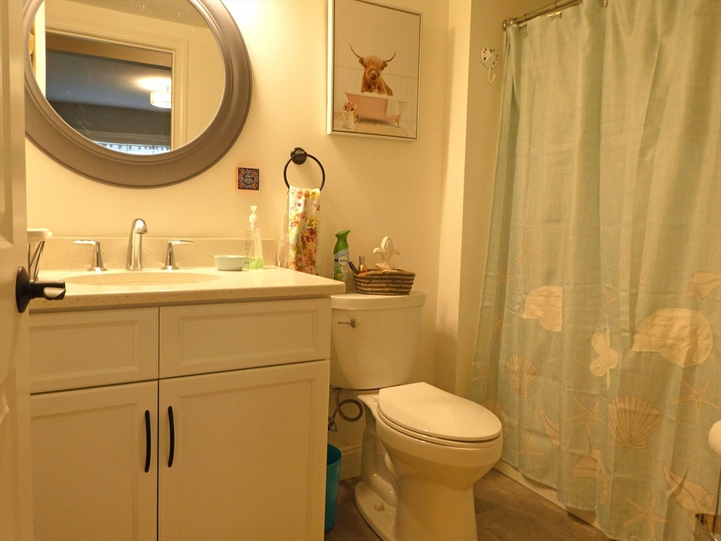 26 Daisy Ln, Plymouth