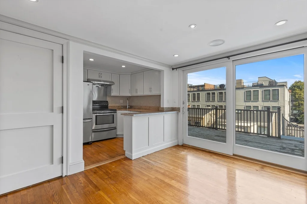 256 W 3rd St, South Boston