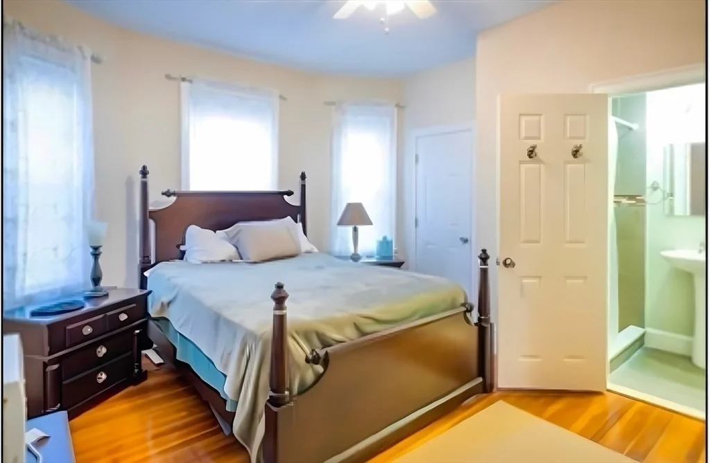 25 Ralph Piteri Ter, Watertown