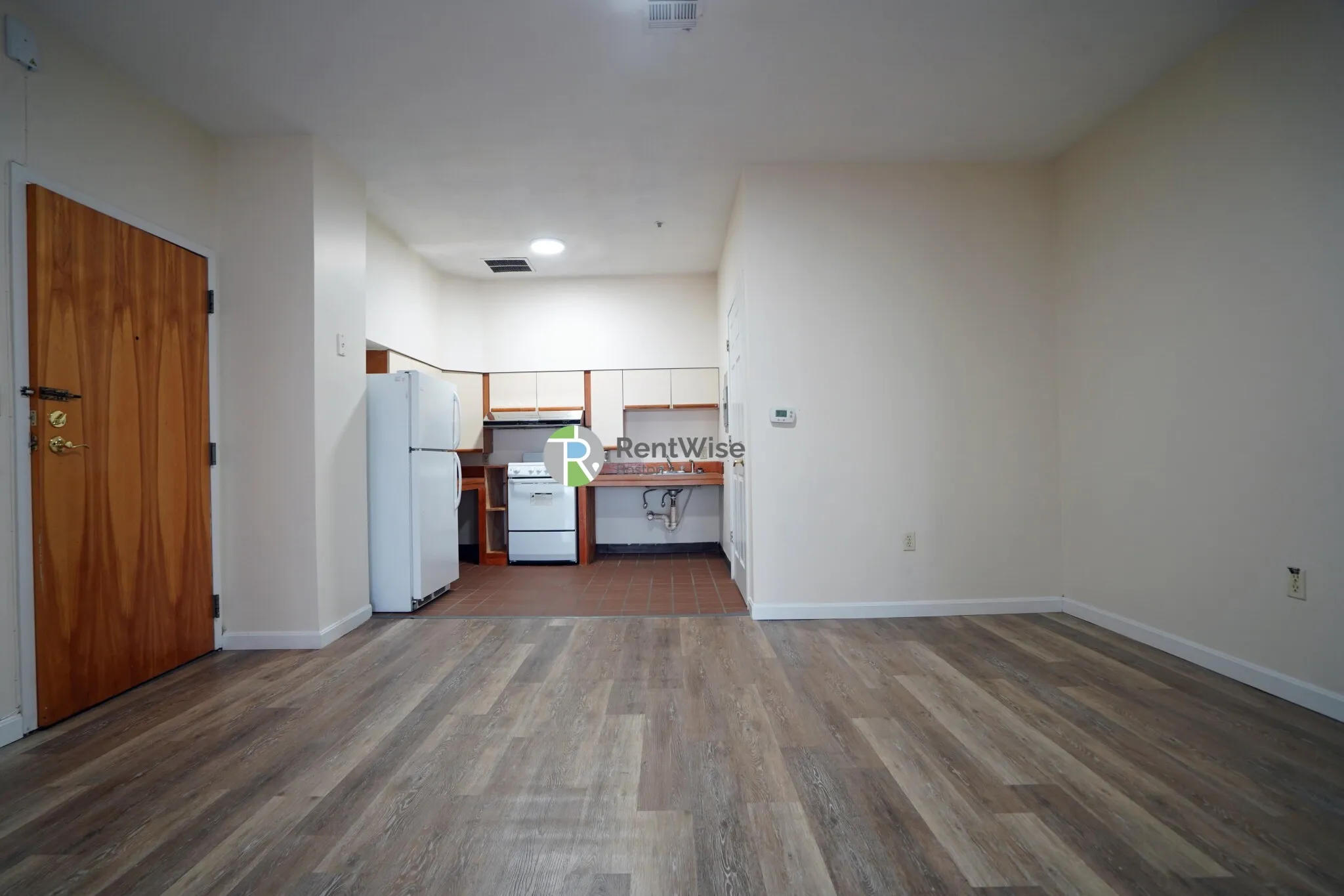 81 Essex St, Chinatown