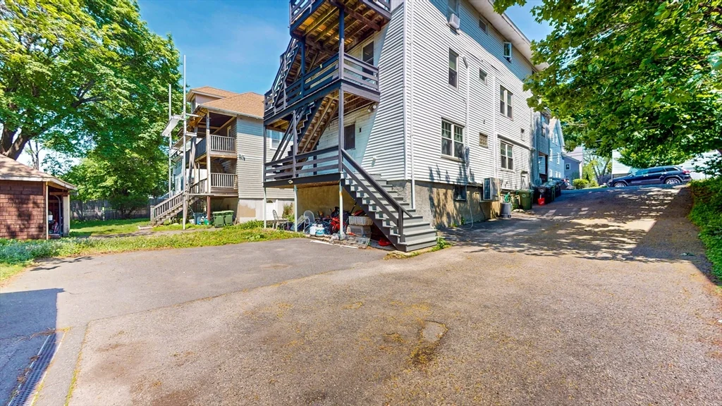 29 Fifield St, Watertown