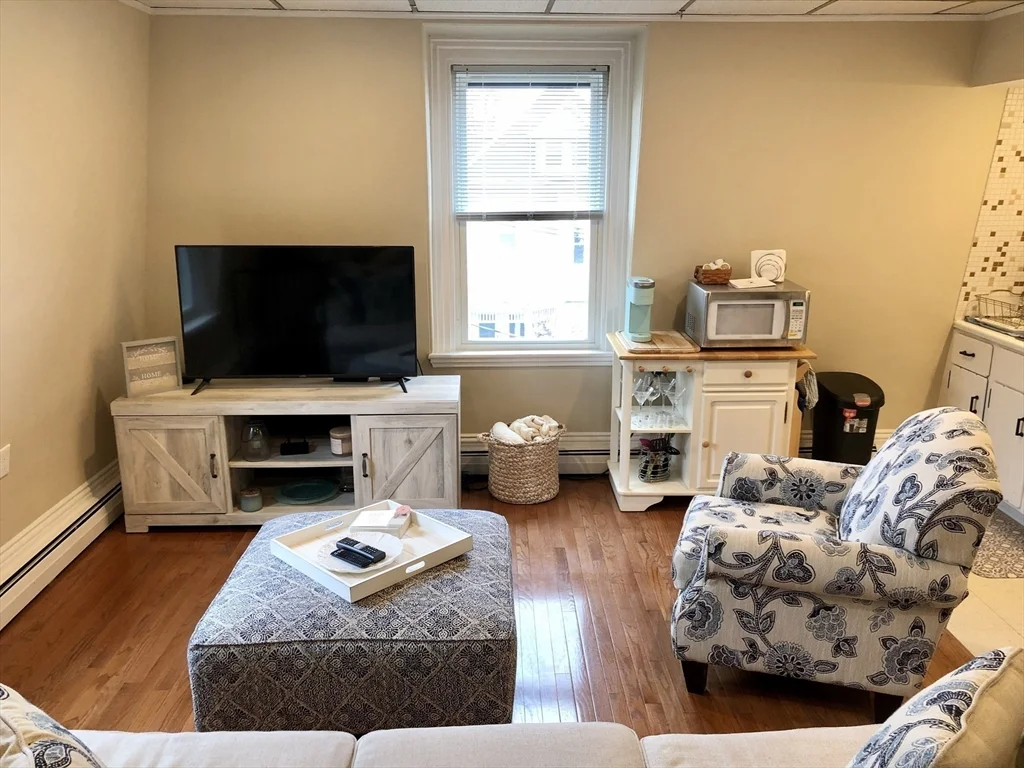 154 Central St, Magoun Square
