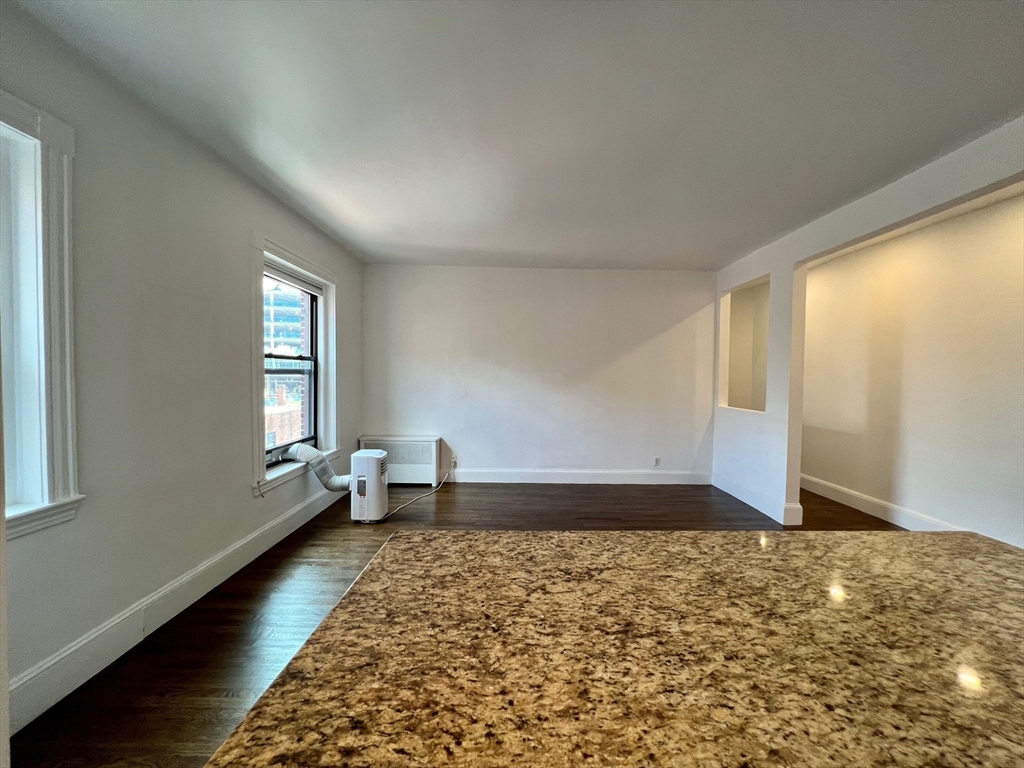 382 Commonwealth Ave, Back Bay