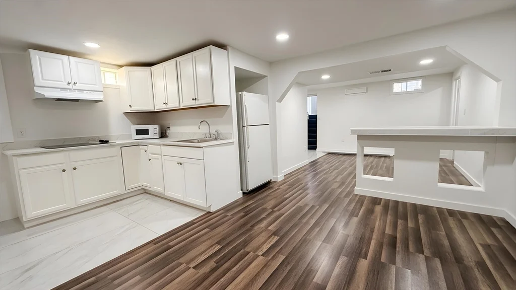 338 Whiting Ave, Dedham