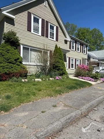 11 Elm St, Ayer