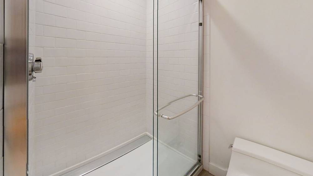 1085 Boylston St, Fenway