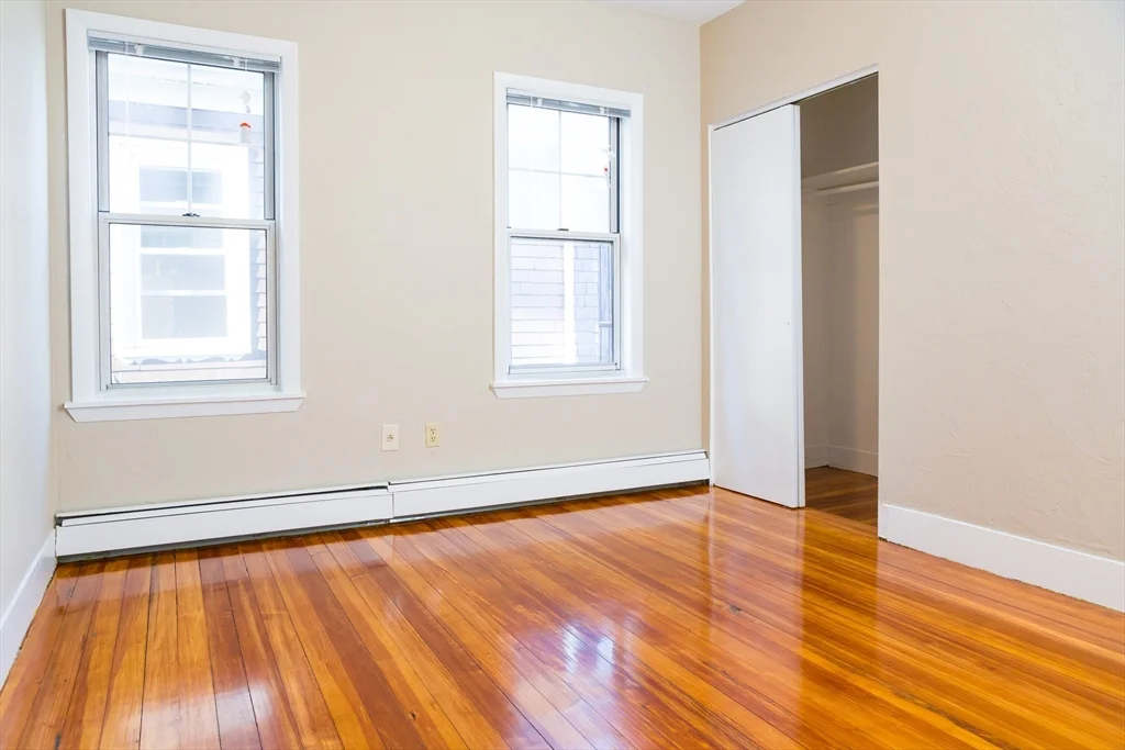 21-23 Pennsylvania Ave, East Somerville