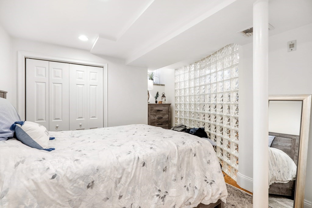 22 Sheafe St, North End