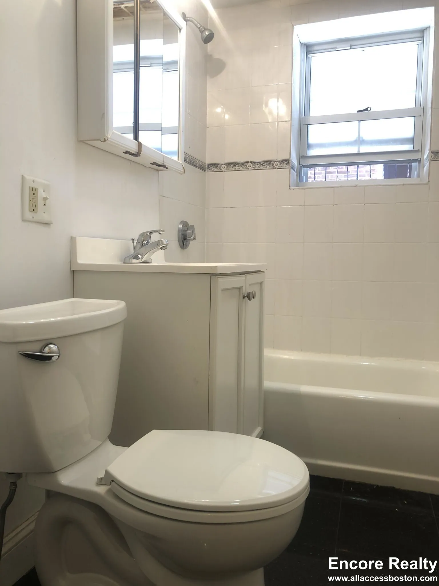 1555 Beacon St, Brookline