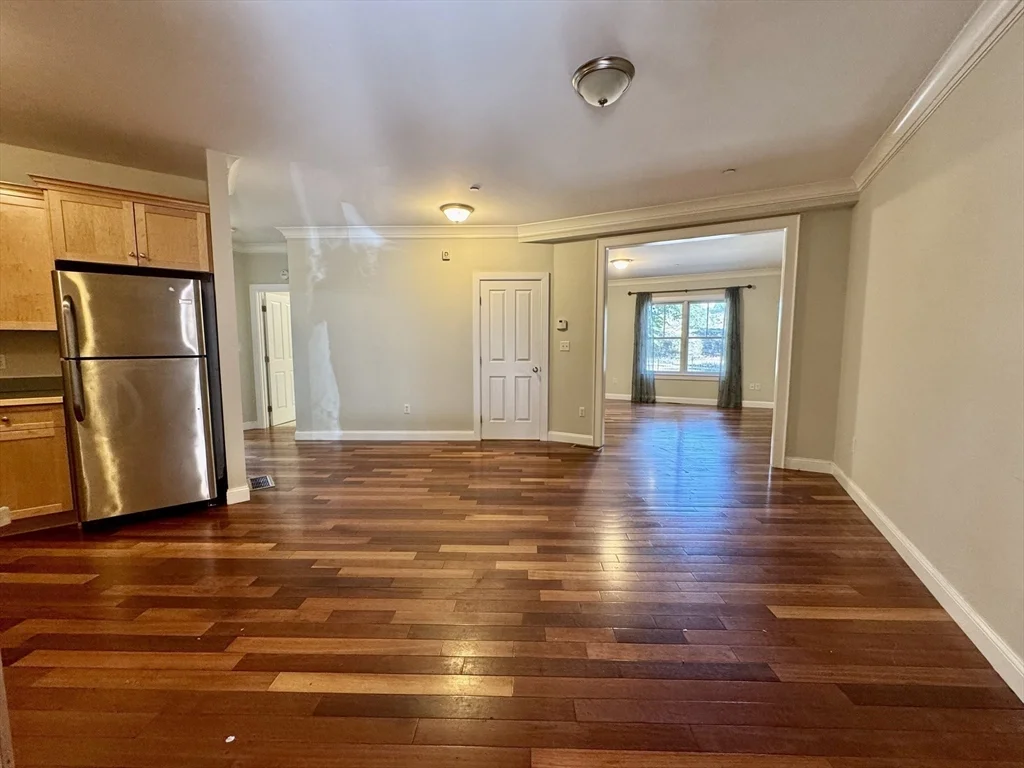 81 Westminster Ave, Roxbury