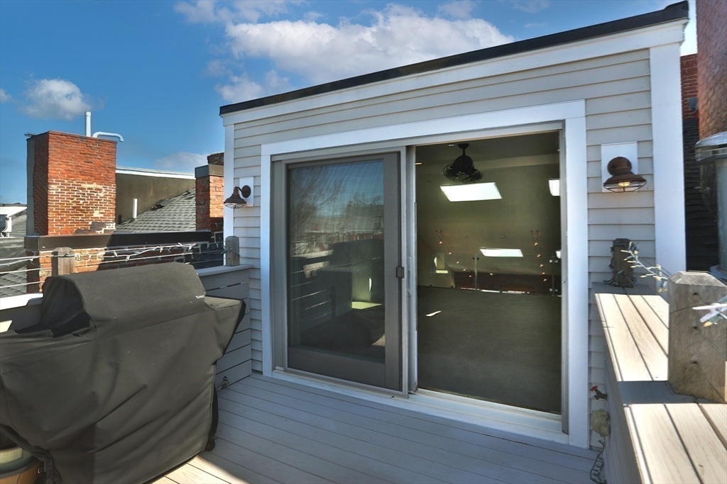 54 State, Newburyport