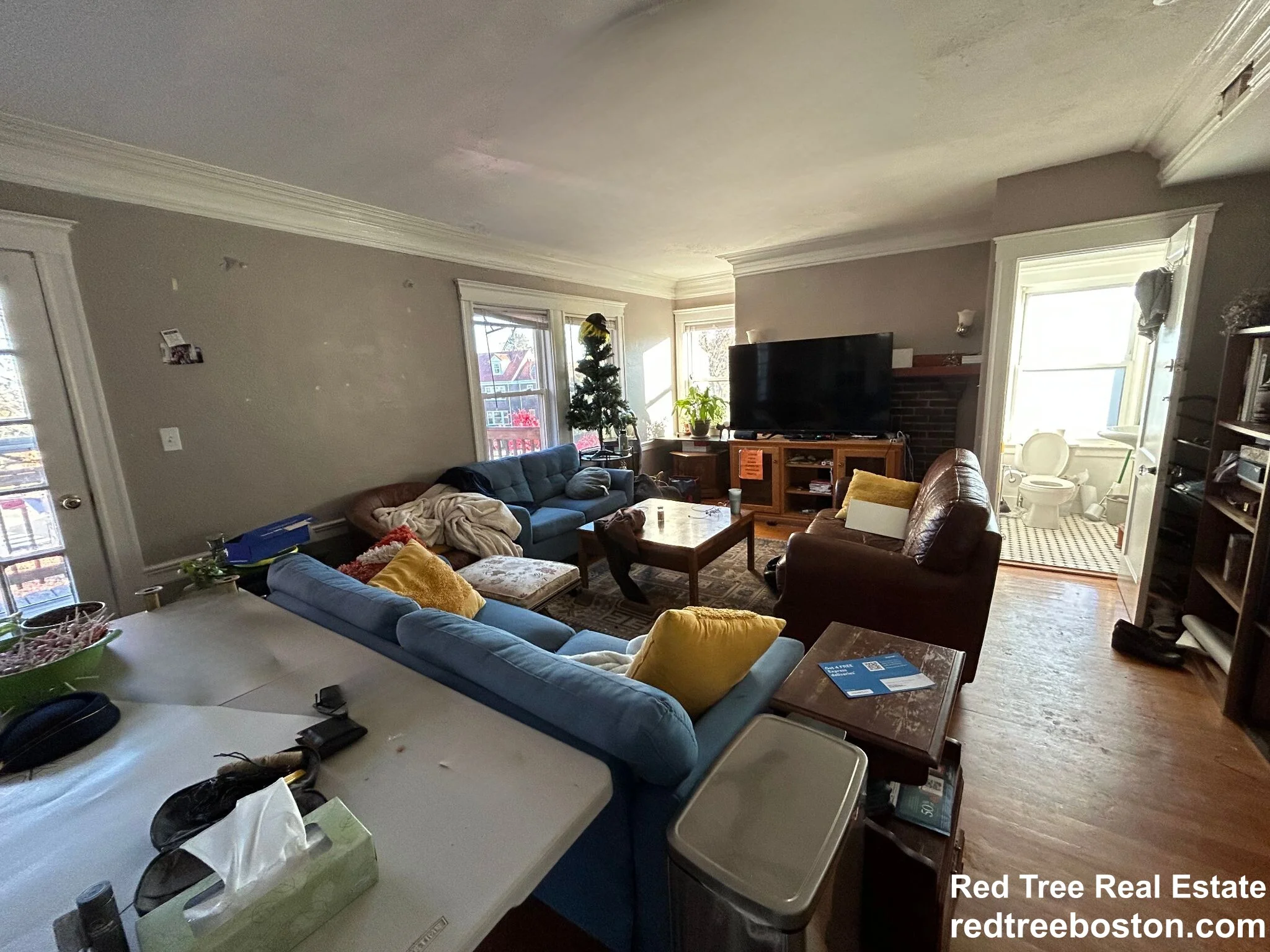 235 Commonwealth Ave, Chestnut Hill