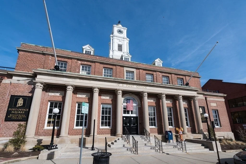 6 Main St Ext, Downtown