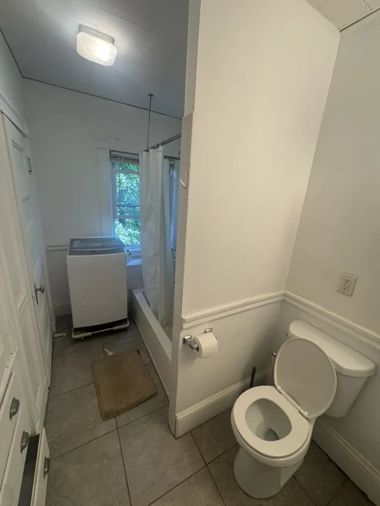 582 Cambridge St, Beacon Hill