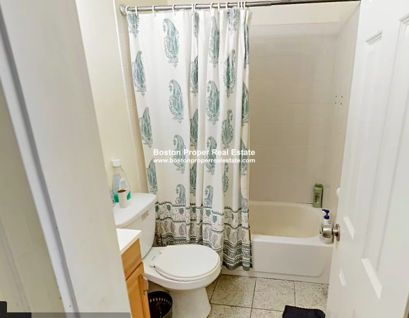 53 Joy St, Beacon Hill