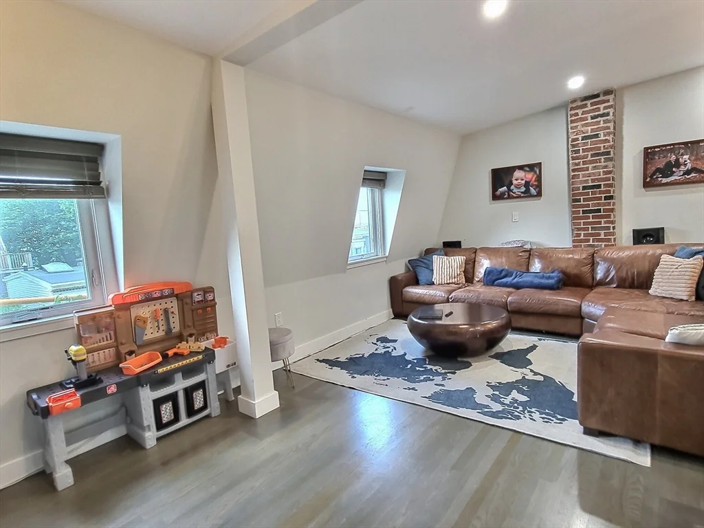 54 Telegraph, South Boston's Dorchester Heights