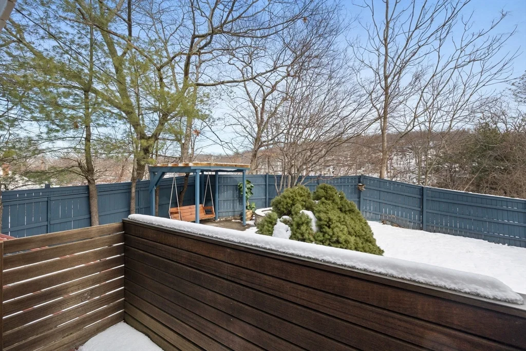 330 Cambridge St, Winchester