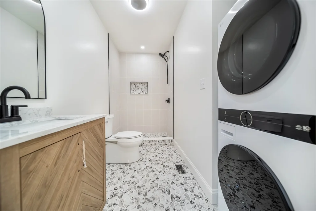 9 Knollin St, Malden