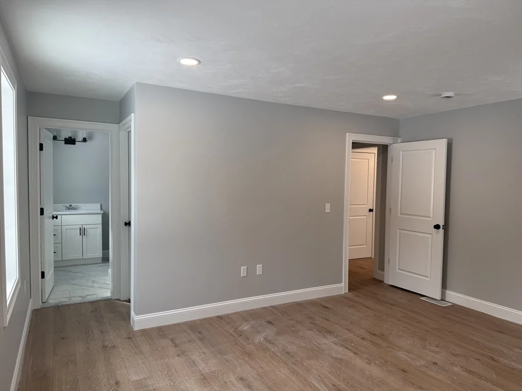 23 Kashmir's Way, Middleboro