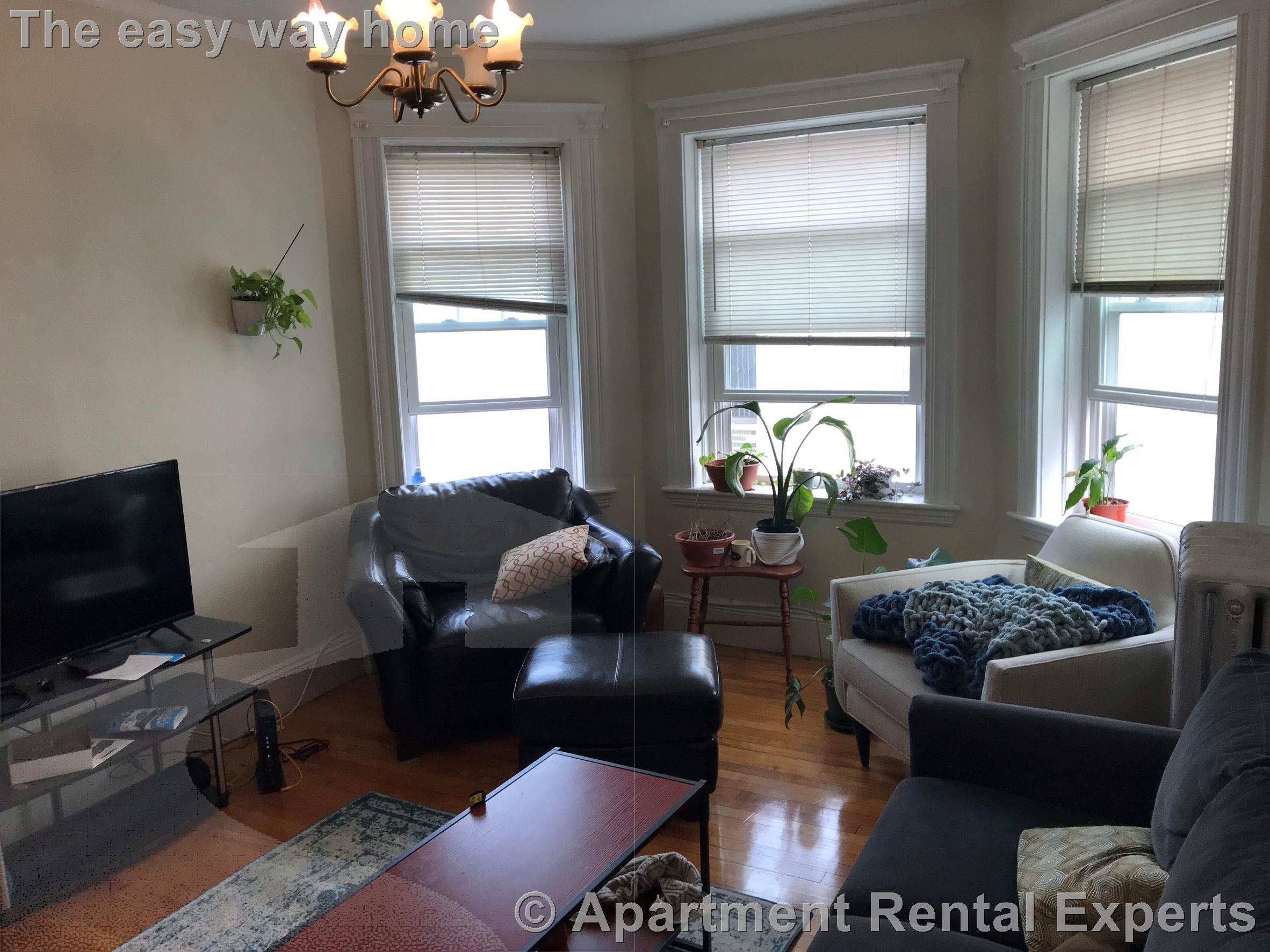 14 Centre St, Central Square