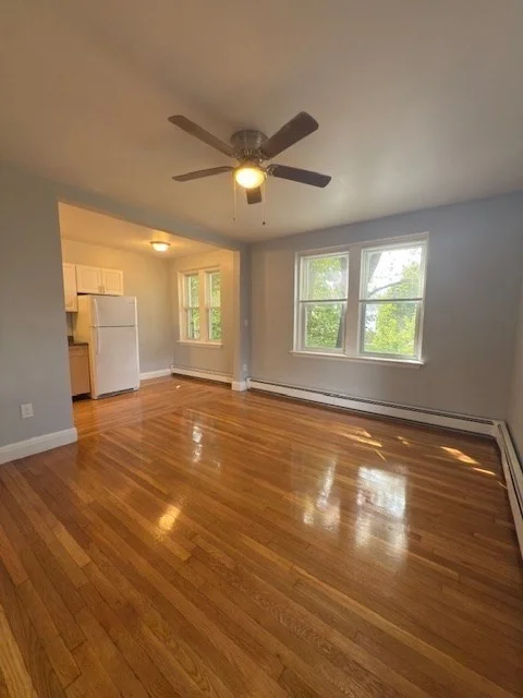 15 Ives, Beverly