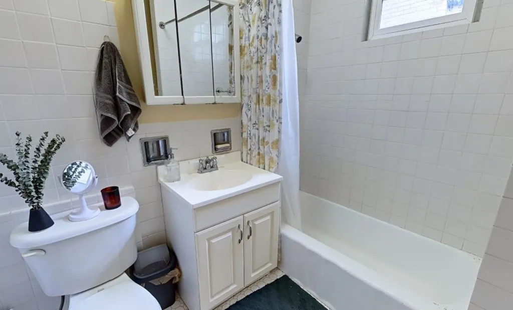 59A Strathmore Rd, Brighton