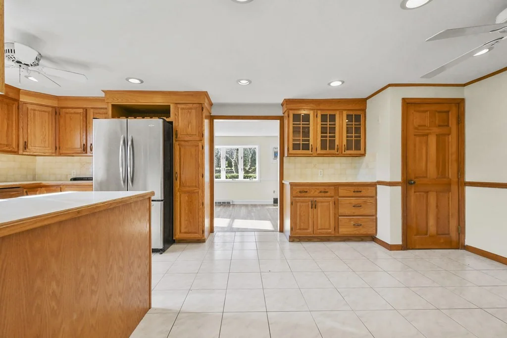 72 Cambridge Rd, Woburn