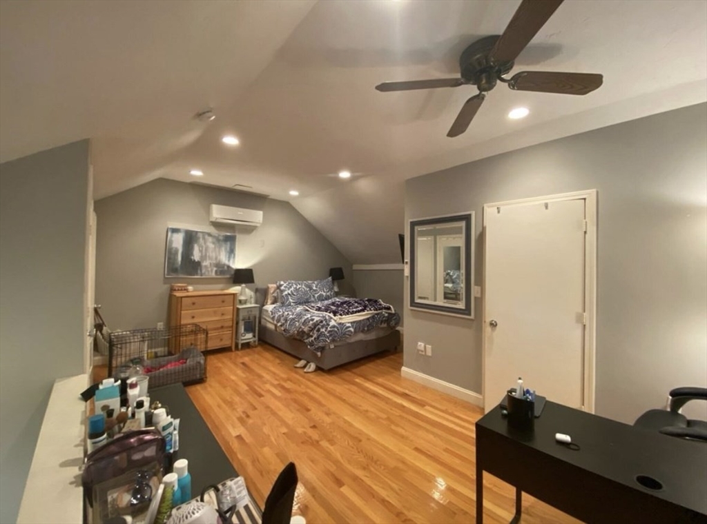 112 Brookside Ave, Jamaica Plain