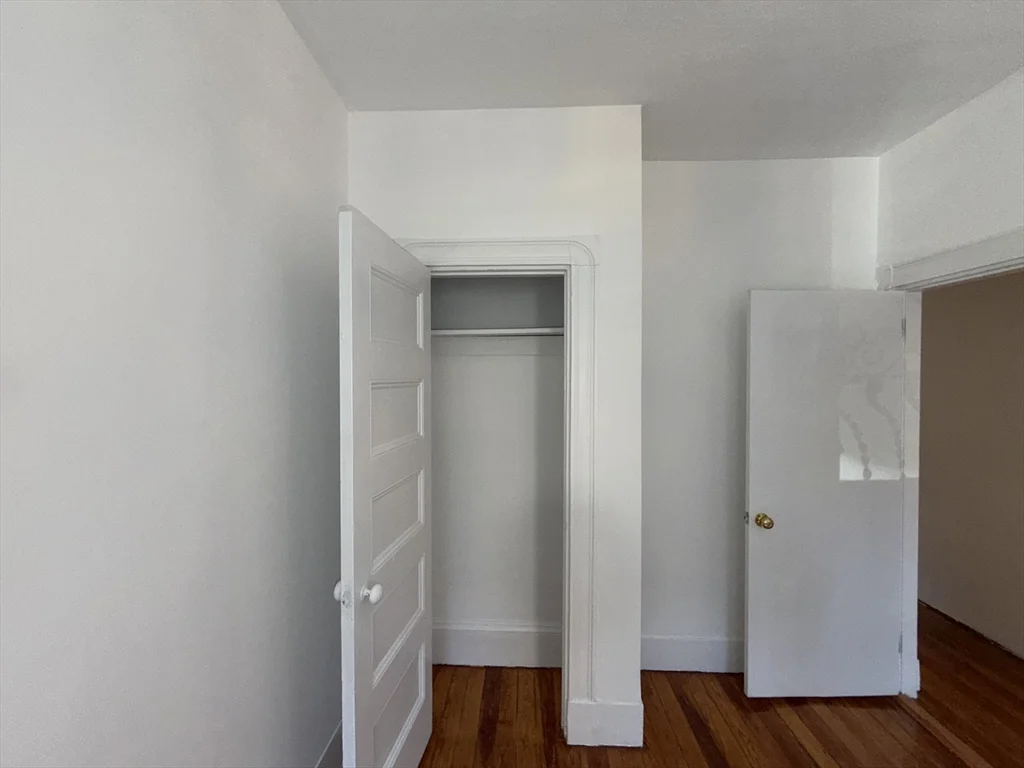 35 Revere St, Beacon Hill