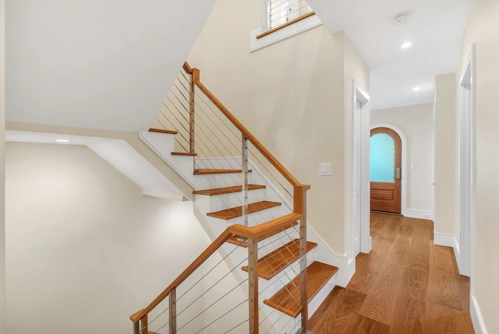 59 Fresh Pond Ln, West Cambridge