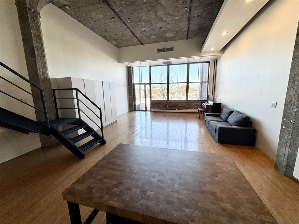 156 Porter, East Boston