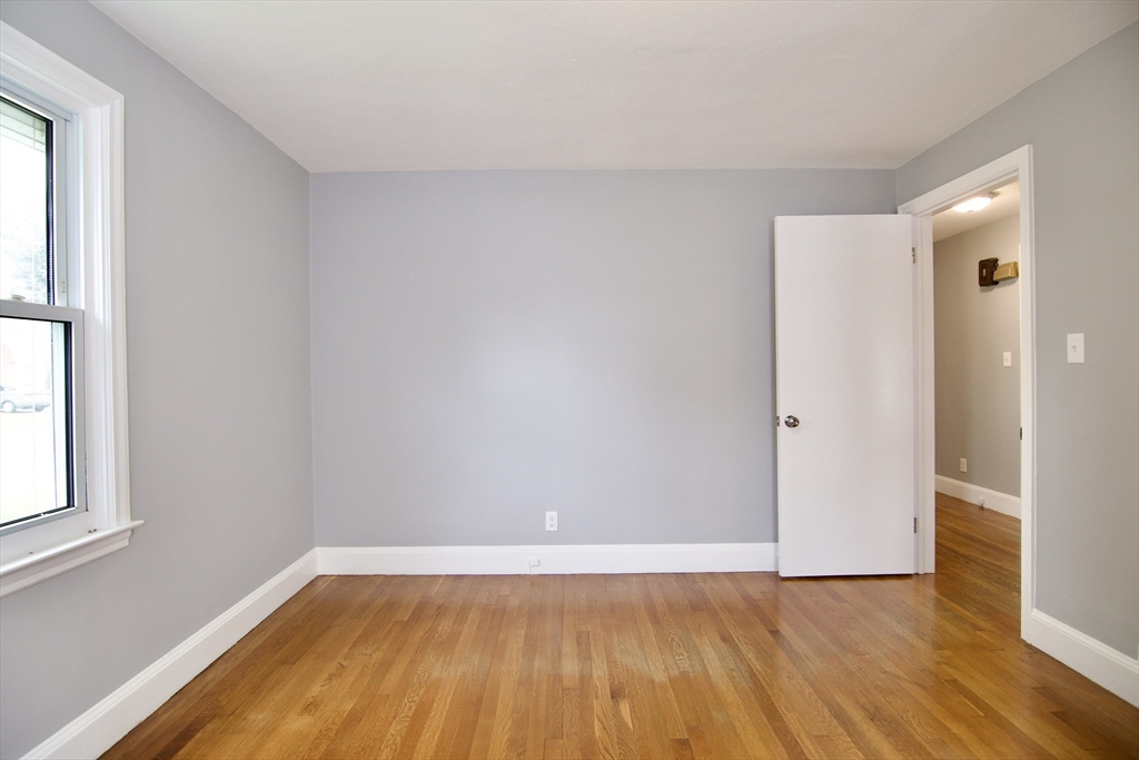 63 Grandview St, East Forest Park