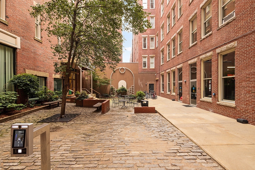 181 Essex, Leather District