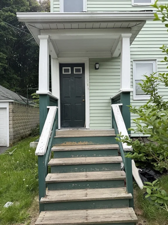 49 Catharine St, Worcester