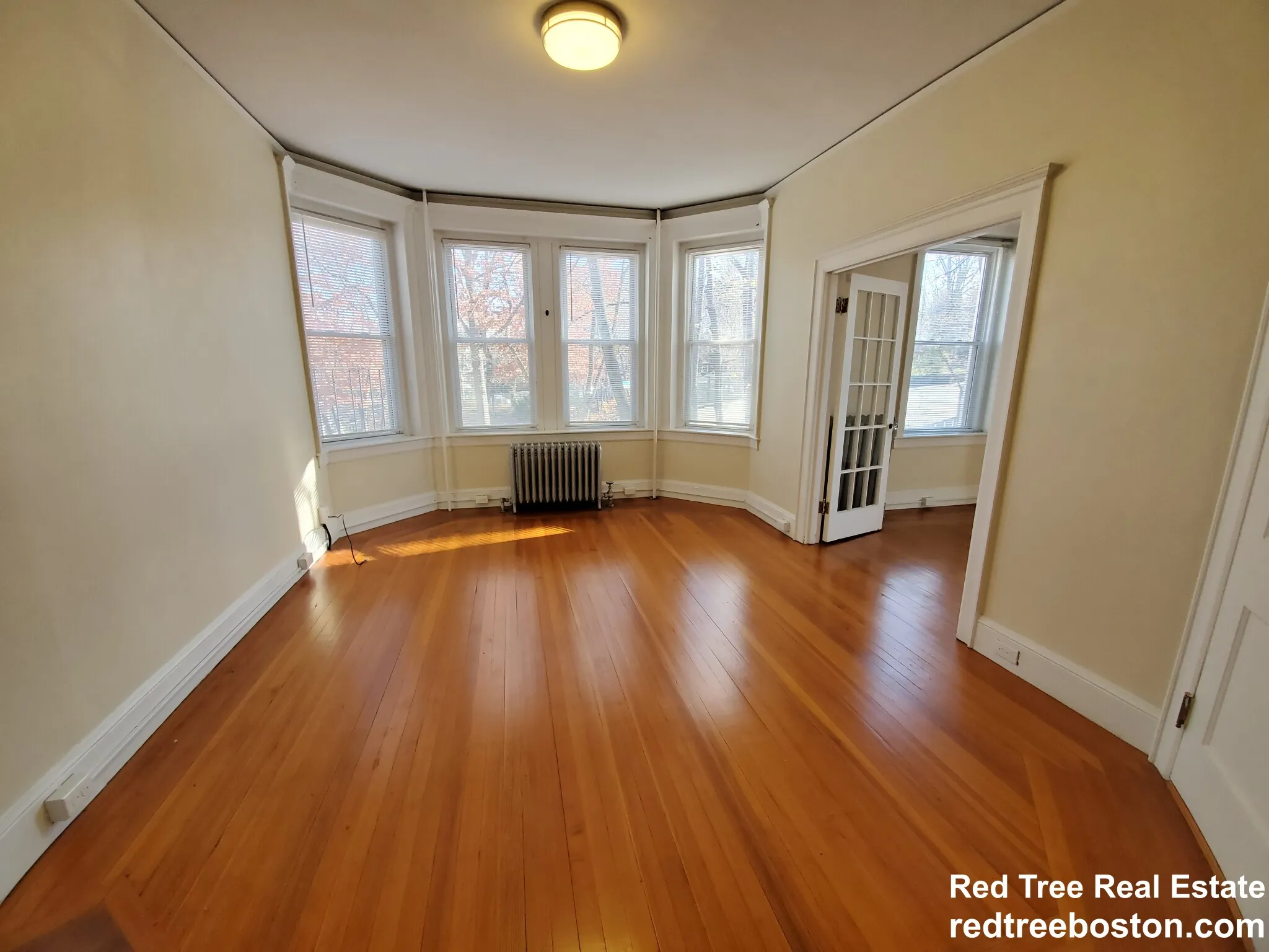 31 Herrick Rd, Newton Center