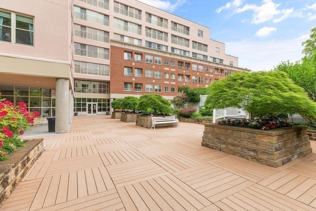 25 Marion St, Coolidge Corner