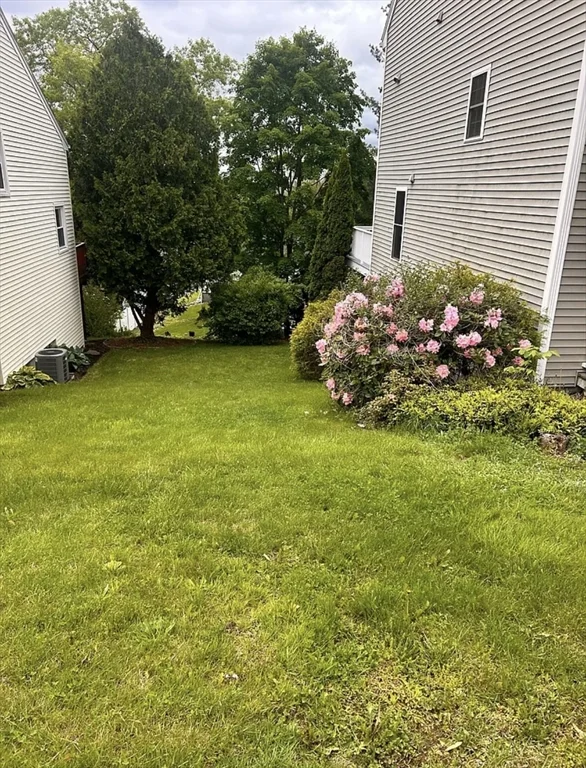 8 Gates Rd, Worcester