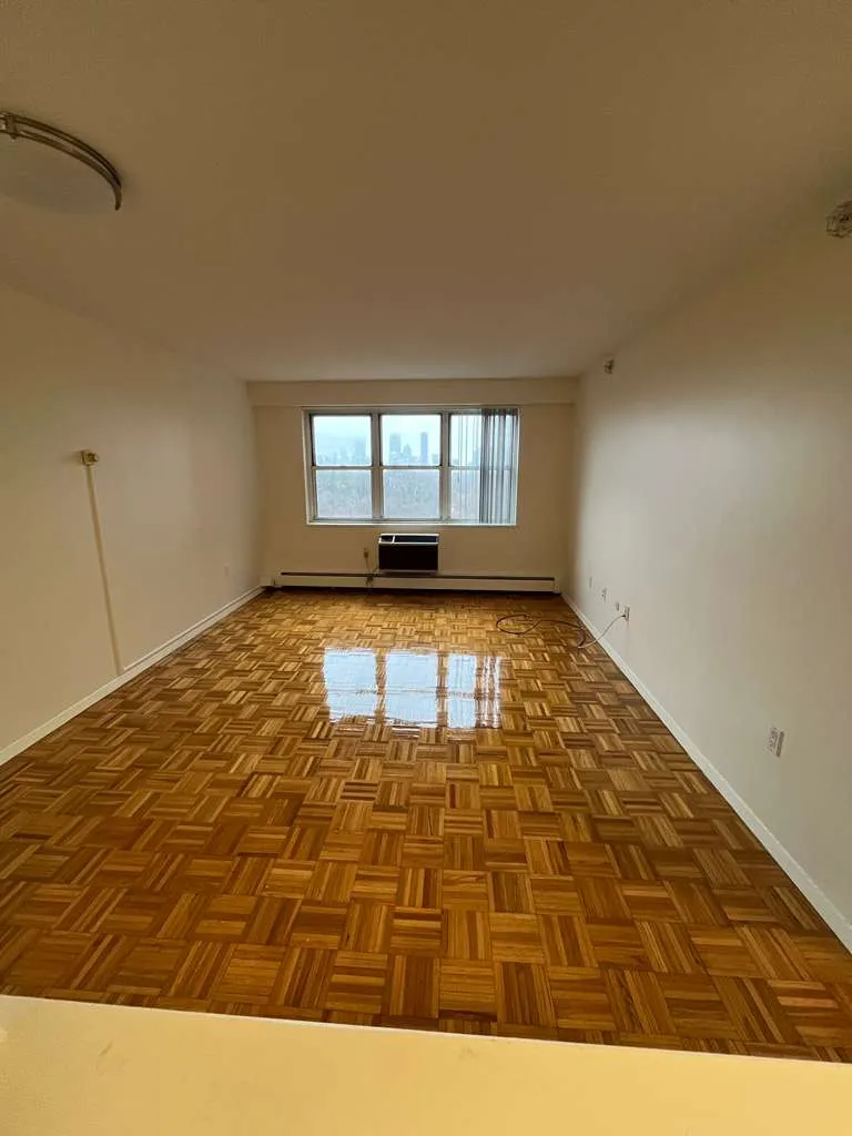 175 Freeman St, North Brookline