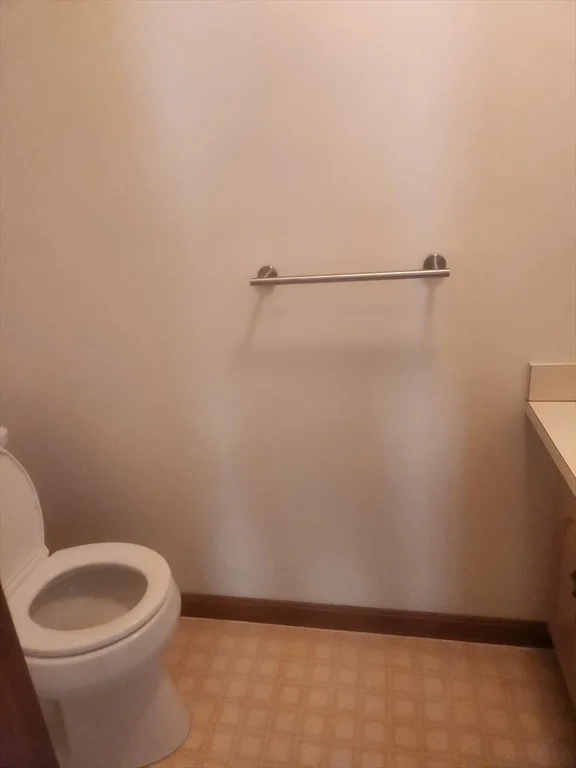 227 Wood St, Hopkinton