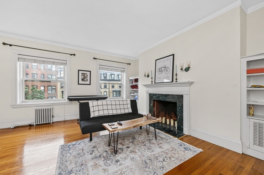 246 Beacon St, Back Bay