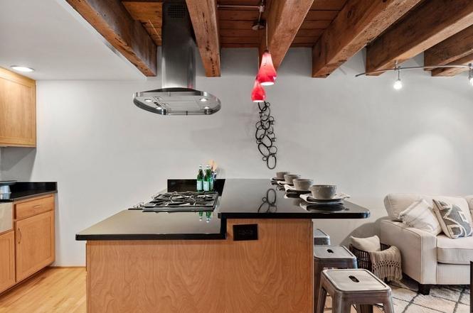 57 Fulton St, North End