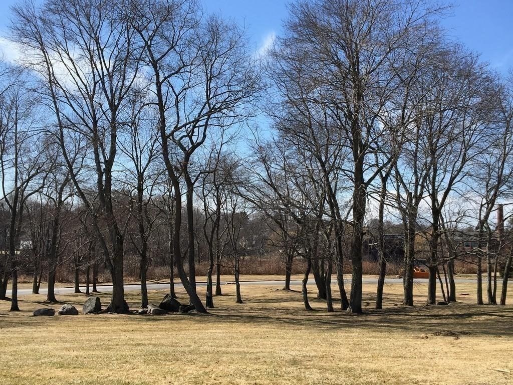 12 Walker Rd, North Andover