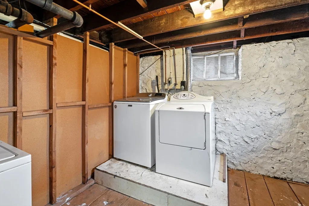 38 Raymond Rd, Salem