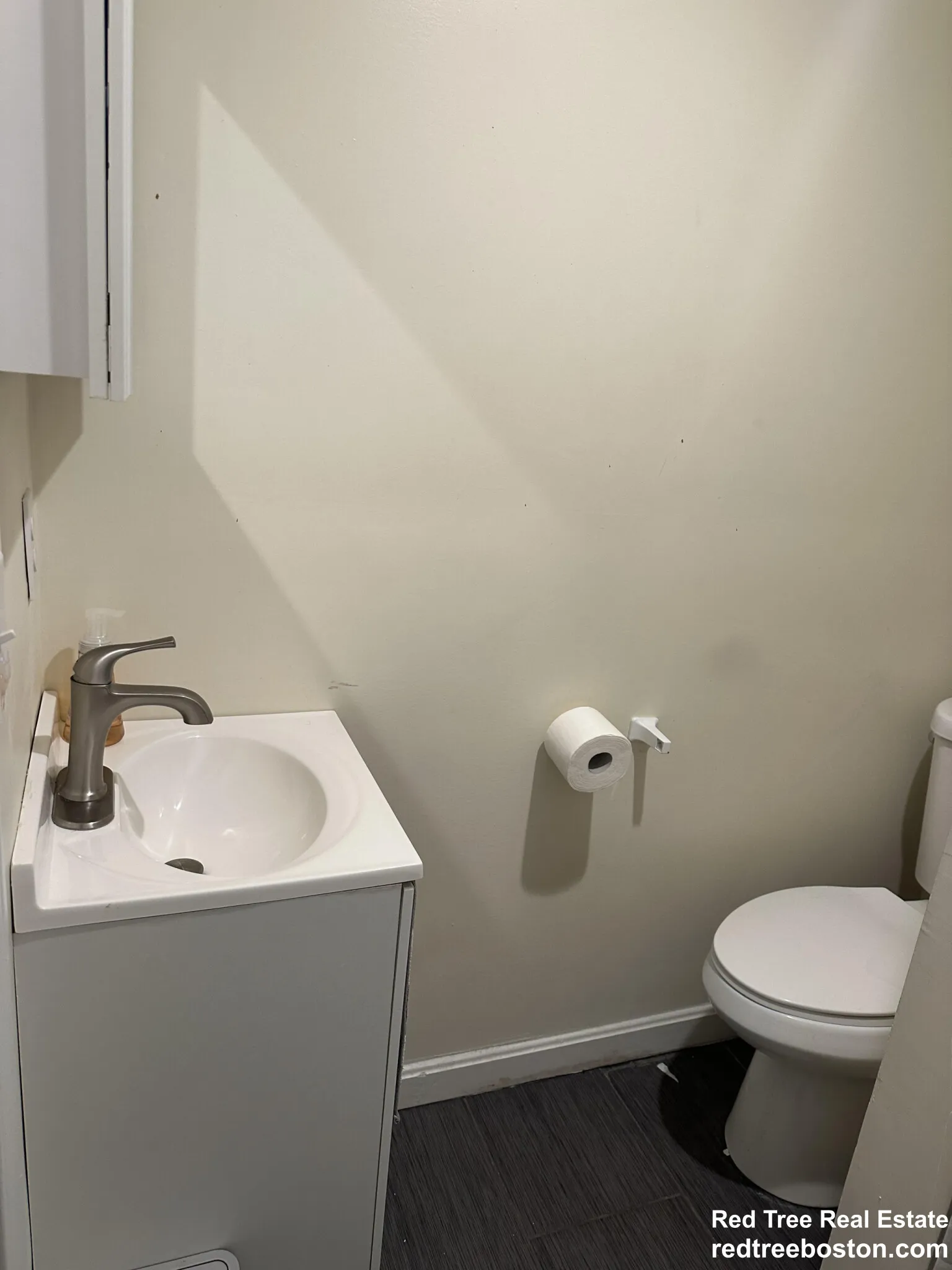 525 West 3rd St, South Boston