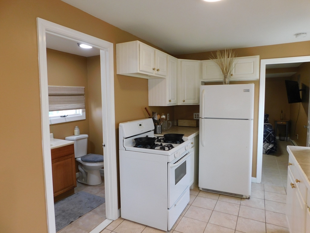 16 Thirteenth St, Wareham