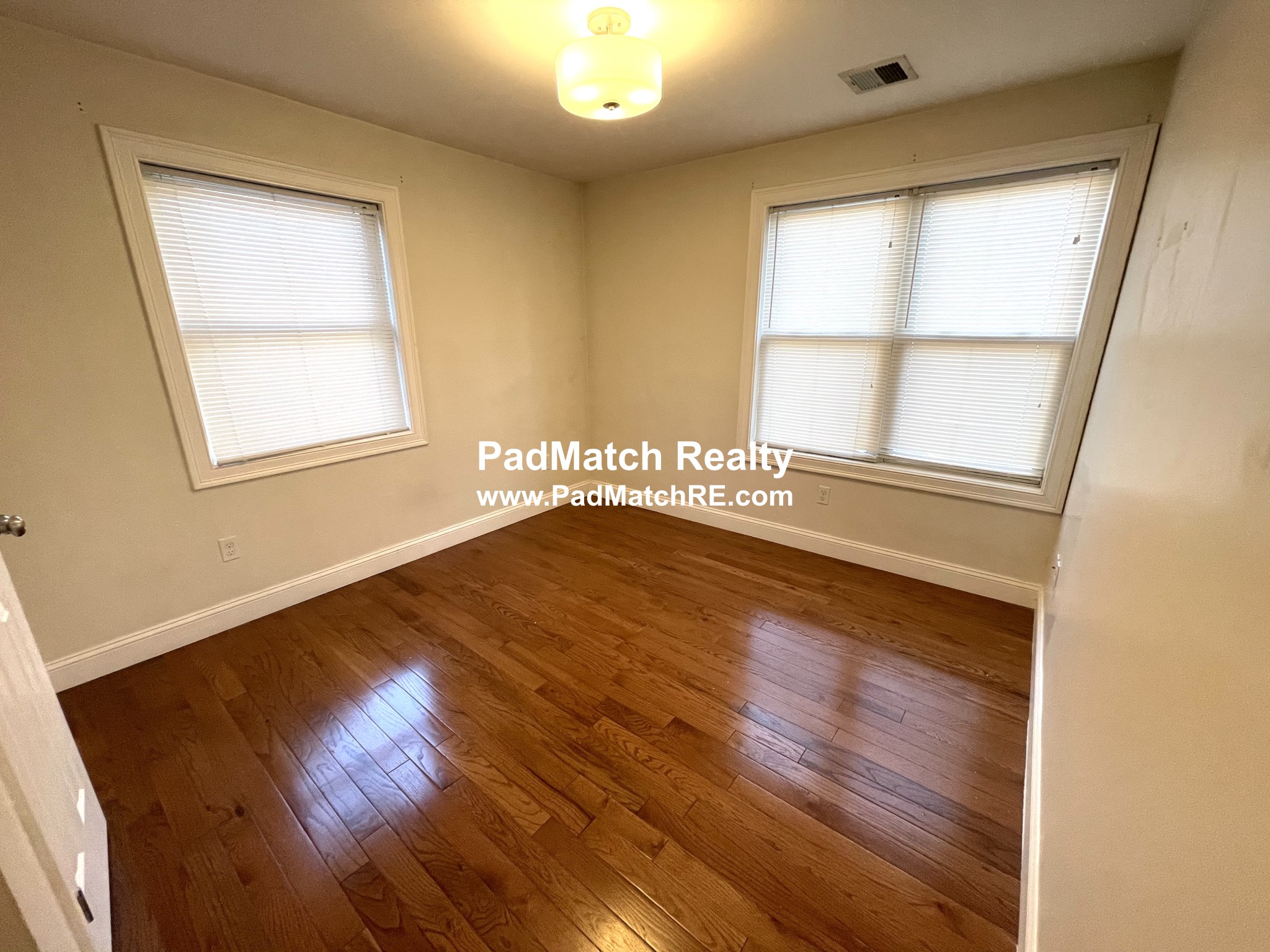 108 Maverick St, East Boston