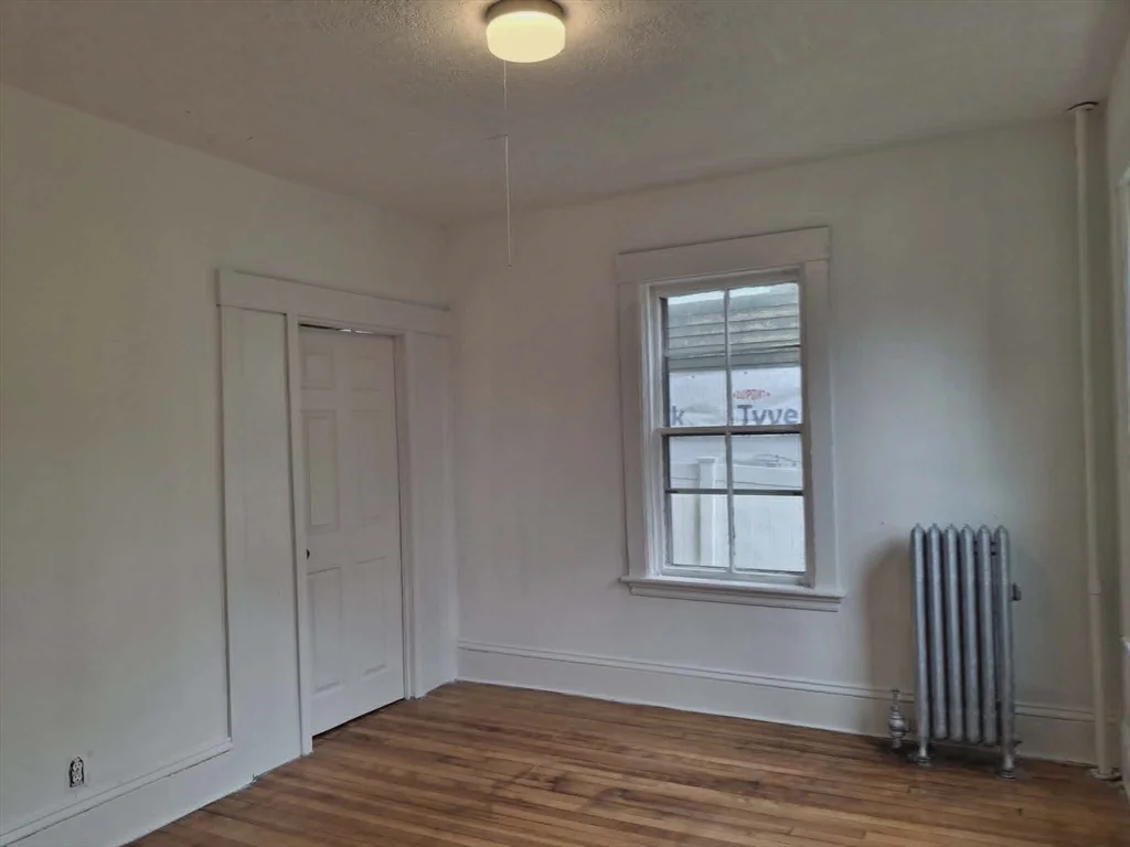 20 Temple St, Fitchburg