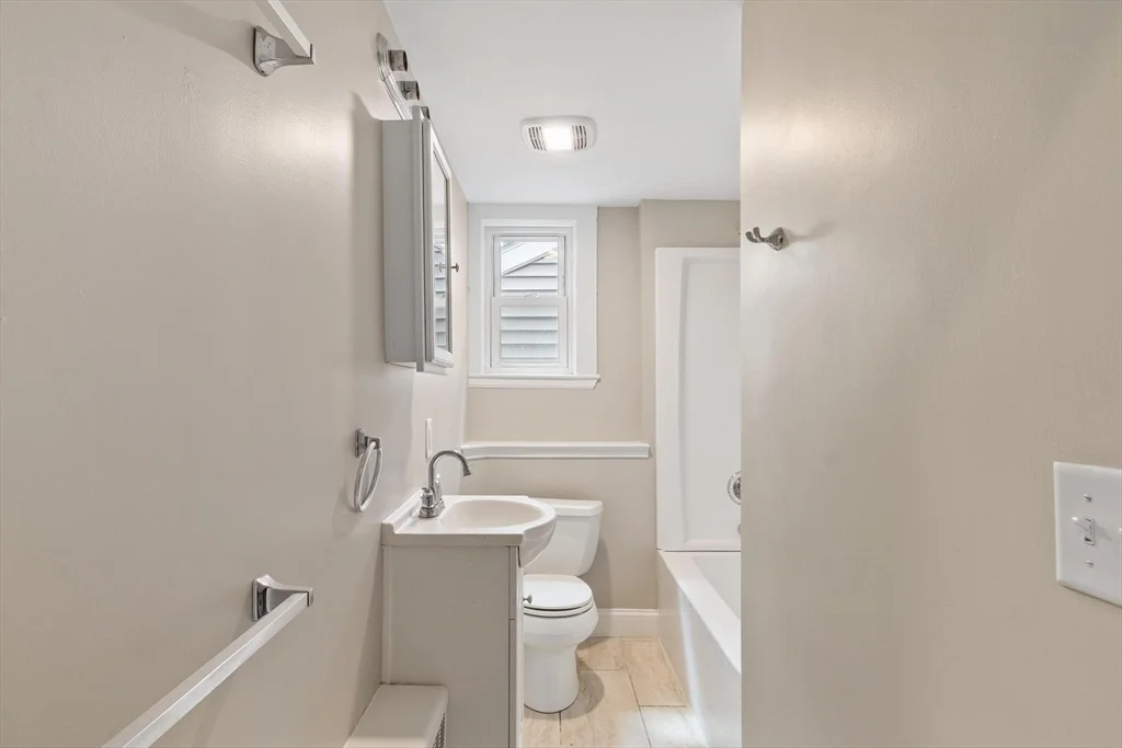 20 School St, Jackson Square