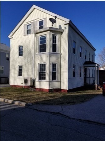 4 Underwood Ct, Westborough